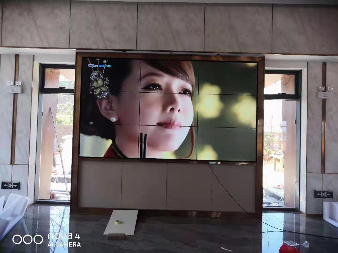 LCD拼接屏嵌入式安装案例